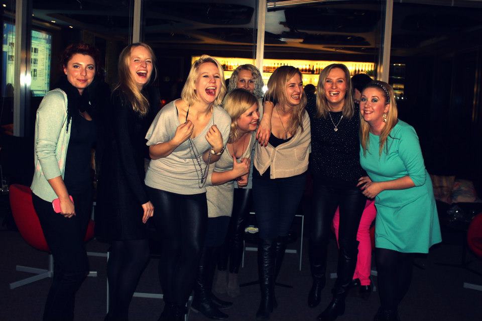 248817_380189765398440_5587426_n